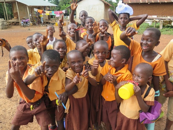 ACEが支援するガーナ・カカオ生産地の子どもたち
